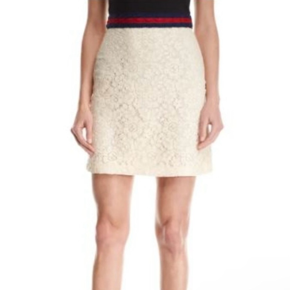 NWT GUCCI Ivory Cluny Lace Skirt with Navy/Red Web Waistband Sz EU 40 US 4